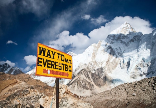 everest base camp in december